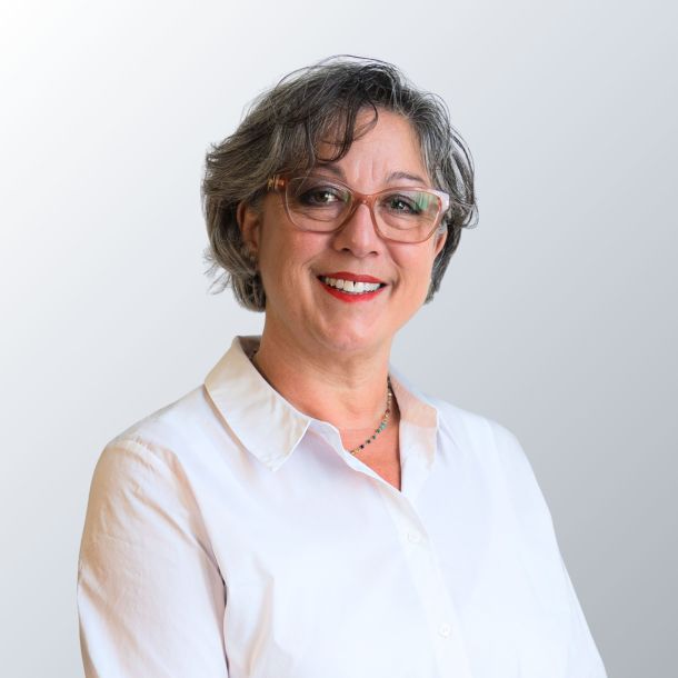 Portrait de Marie Gelsomini Béguin, psychologue-psychothérapeute FSP et directrice de centre chez Novapsy à Lausanne